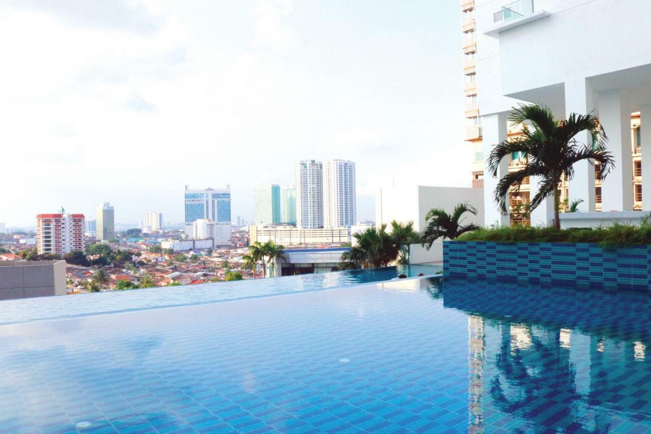 The Pinnacle Tower Johor Bahru Exterior photo