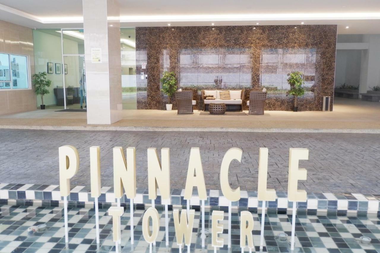 The Pinnacle Tower Johor Bahru Exterior photo